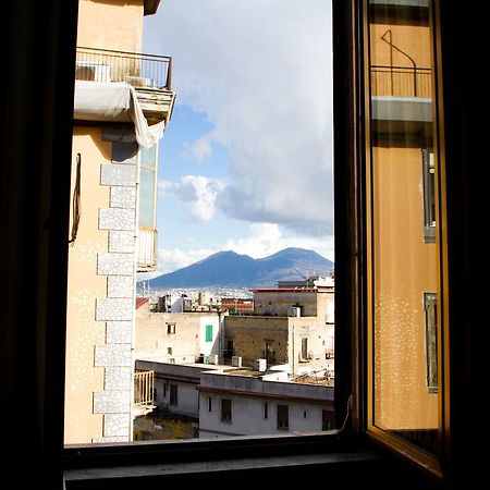 I Sorrisi Di Napoli Acomodação com café da manhã Exterior foto