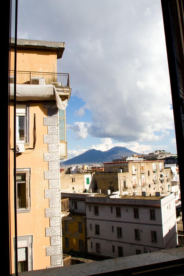 I Sorrisi Di Napoli Acomodação com café da manhã Exterior foto